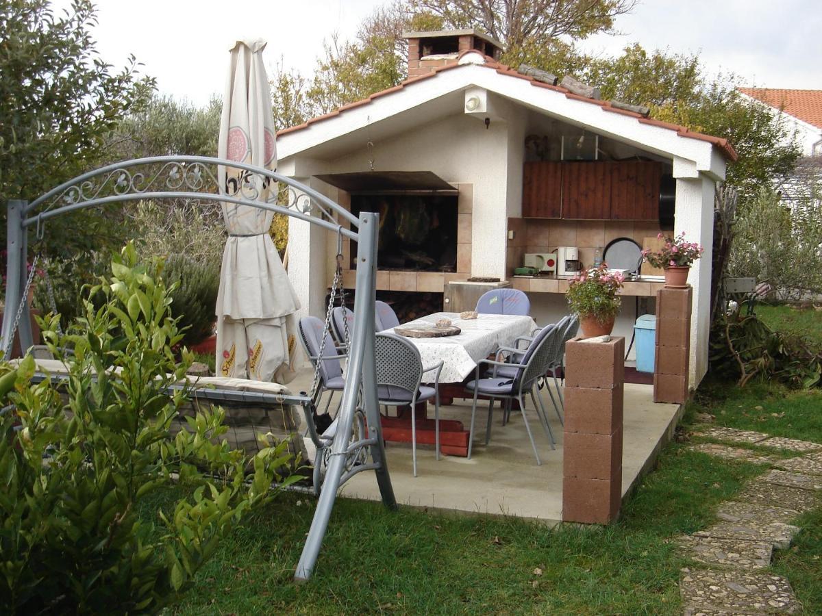 Apartment Kampor 5014B Dış mekan fotoğraf